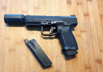 Image 4 for Cybergun TP 9 Elite Combat  met silencer