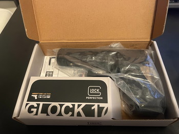 Image 4 pour Umarex Glock 17 Gen5 - Gas blowback + Holster - New Condition