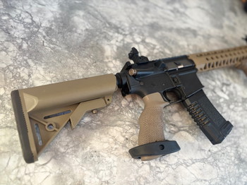 Imagen 3 de M4 Black/Tan | G&G | AEG | Upgraded