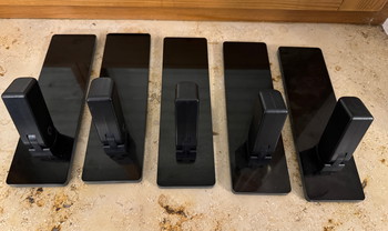 Bild 5 für Pistol Stand Gun Stand Display Ständer Präsentation Pistolenhalter Ständer Austellung Showcase