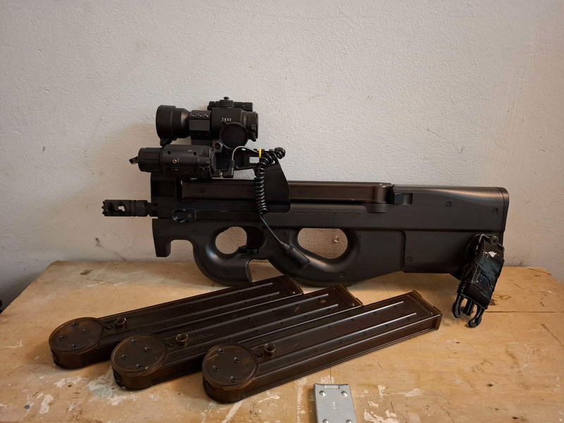 Imagen 1 de Tokyo Marui P90 - AEG