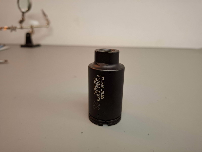 Afbeelding 1 van Madbull Noveske KX3 Amplifier