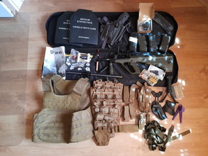 Image for Lot met Snow Wolf Aug, gear en accessoires
