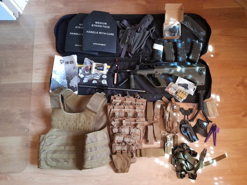 Image 1 for Lot met Snow Wolf Aug, gear en accessoires
