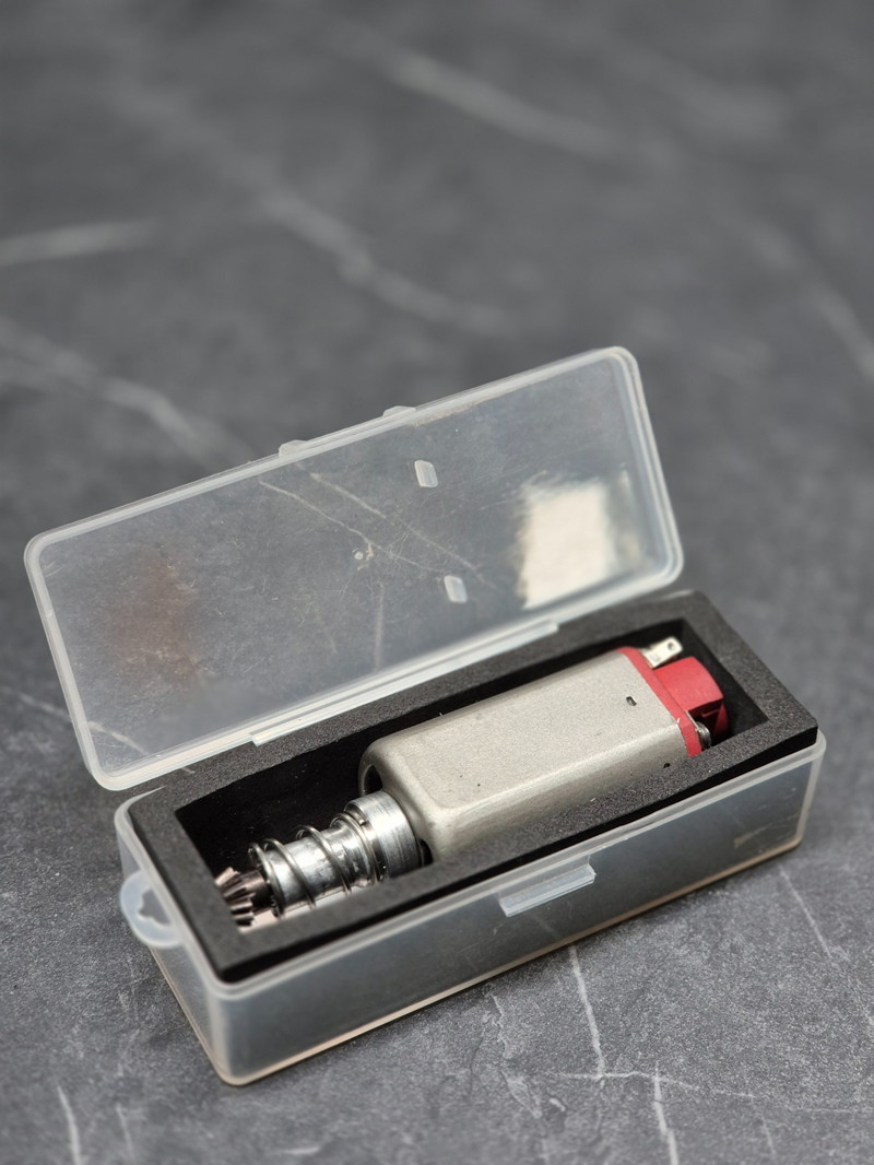 Image 1 for Surplus VFC Neodymium Motor 22TPA Long Type