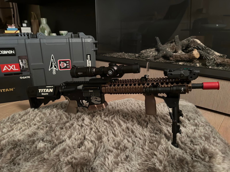 Afbeelding 1 van Tokyo Marui M4 SOPMOD DMR By Camoraids