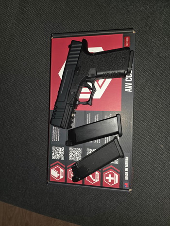 Bild 2 für Collectie airsoft: AEG R15, GBB AW VX9100 / G19, GBB KP 09 / CZ75, GBB Umarex G17 (defect)