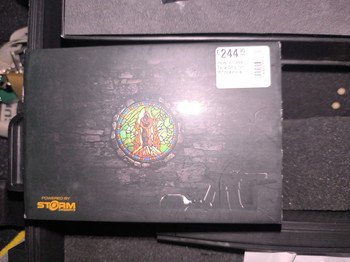 Afbeelding 4 van Heretic + 2 magazijne 2flessen koffer ...........extras