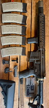 Imagen para MK18 GHK GBBR V3 avec 5 chargeurs CO2