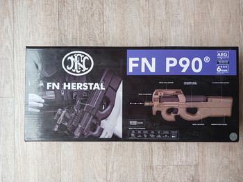 Afbeelding 2 van CYMA FN P90