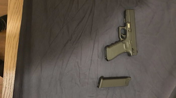 Image 2 for Glock 18