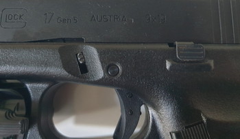 Imagen 9 de glock 17 gen 5   co 2  met light