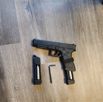 Afbeelding 4 van Glock 34 deluxe gen4 en airsoft spul