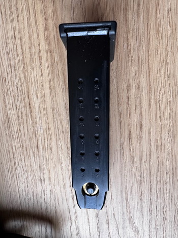 Afbeelding 5 van Réplique pistolet airsoft GBB KJW KJ0289 + billes + gaz