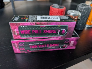 Afbeelding 2 van Various grenades (bb, sound, smoke)