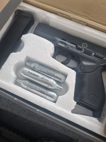 Image 4 for M4 Colt Cybergun en HK UPS