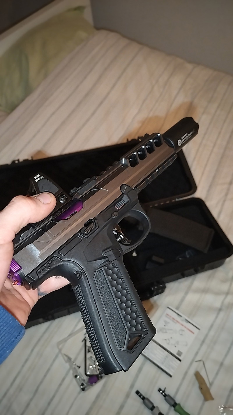 Afbeelding 1 van custom aap-01