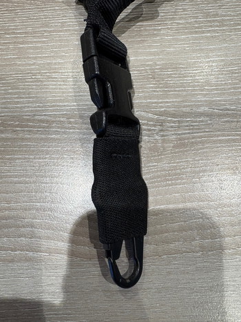 Afbeelding 2 van WARRIOR ASSAULT SYSTEMS SINGLE POINT BUNGEE SLING - BLACK