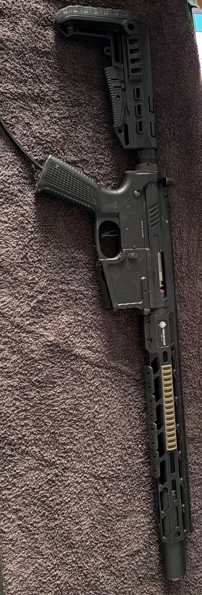 Bild 1 für Mtw 10 inch met 13 inch handguard