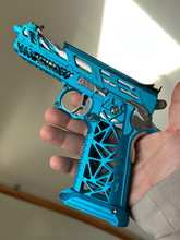 Image pour Hicapa 4.3 Custom Aqua Finetuned Hi capa