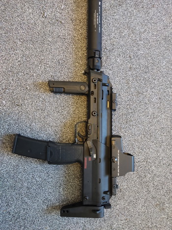 Bild 2 für GBB Mp7 + 4 gbb MAGS, + MP7 SILENCER+ eo tech