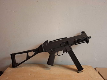 Afbeelding 2 van Double Eagle UMP45 - 0.5J - Duitse Replica