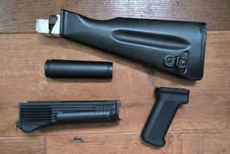 Image pour AK RS Handguard, grip and stock