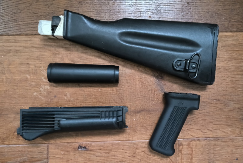 Imagen 1 de AK RS Handguard, grip and stock
