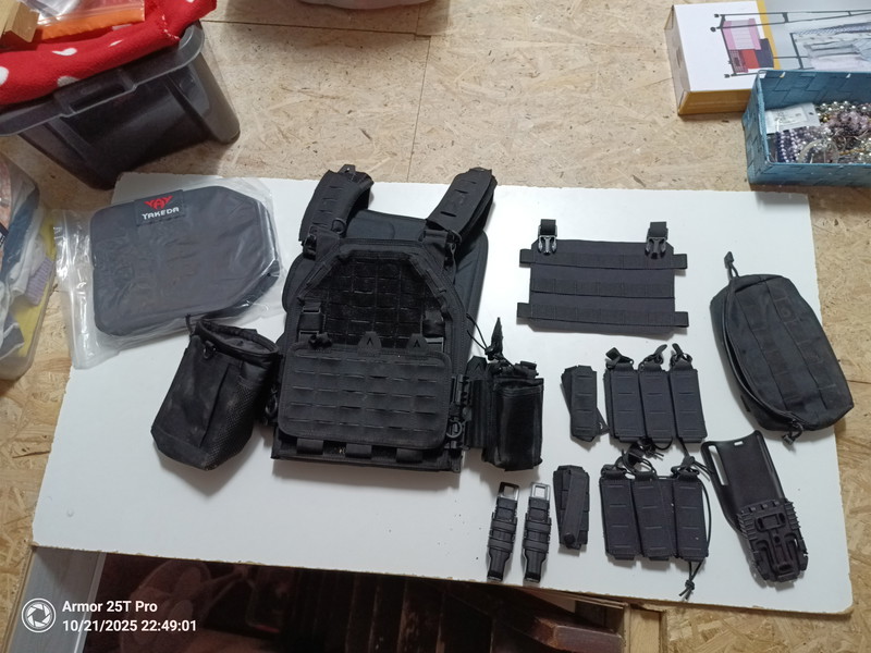 Image 1 pour Zwarte plate carrier met extras