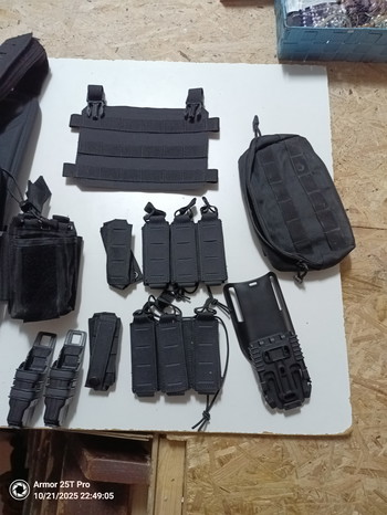 Image 2 pour Zwarte plate carrier met extras