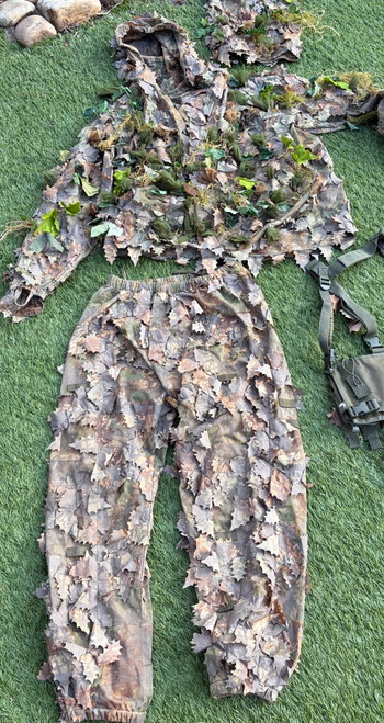 Image 2 for KMCS XL ghillie + crafting materials