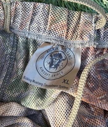 Image 8 pour KMCS XL ghillie + crafting materials