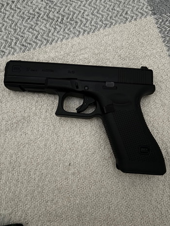 Image 2 pour Umarex Glock 17 gen 5