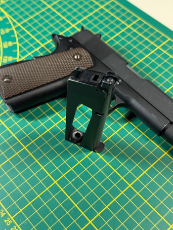 Afbeelding 3 van CYMA 1911 CO₂ (GBB) + 1 magazijn