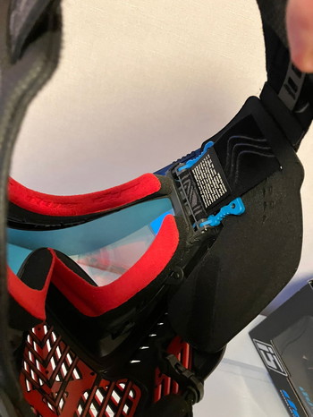 Afbeelding 8 van Masker Dye i5 - Fire 2.0 + Lens i4/i5 - Clear | Splinternieuw | Ongebruikt