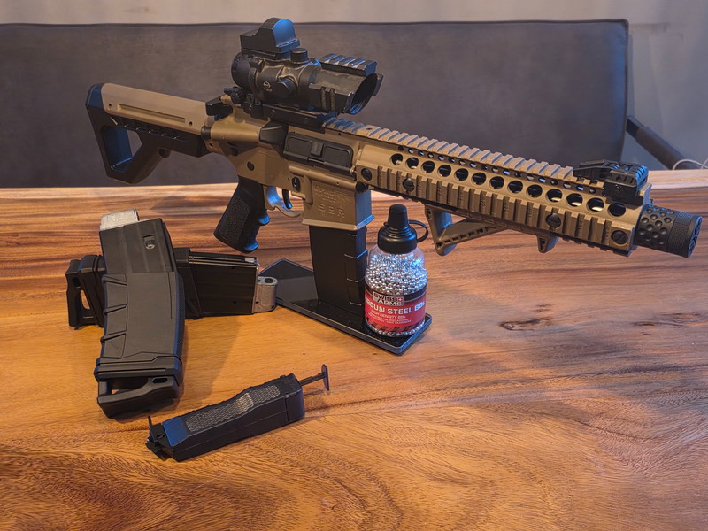 Afbeelding 1 van Crosman DPMS SBR Co2 4,5mm srahl bbs.