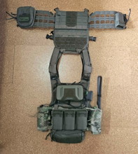 Imagen para Agilite K-19 Plate Carrier & Magnetix Battle Belt Ranger Green full setup