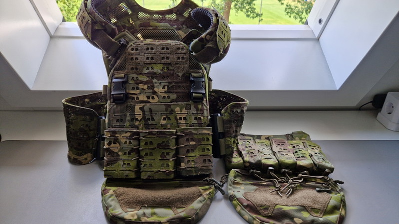 Image 1 pour TKA: Novritsch ASPC - Airsoft Plate Carrier - ACP Tropic met extra's