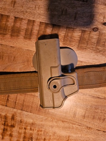 Afbeelding 2 van Koninklijke landmacht belt met holster voor glock