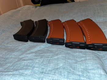 Imagen 2 de 4 high caps 1 mid cap ak