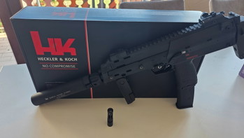 Afbeelding 3 van MP7 GBB + Silencer OVP nicht einmal genutzt