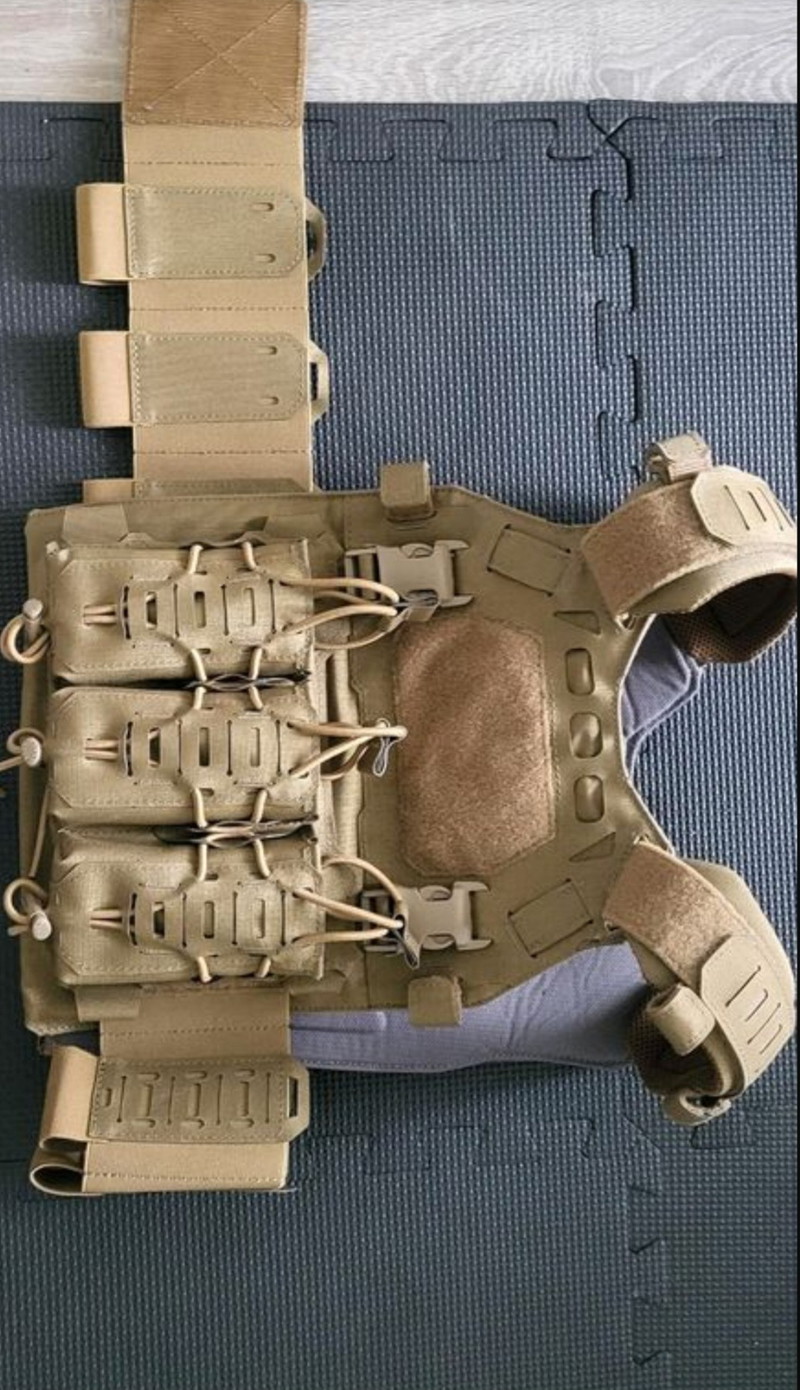 Bild 1 für Templars gear plate carrier coyote