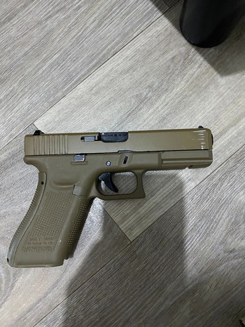 Image 2 for WE Glock 17 Gen 4 + Rode gas + Holster
