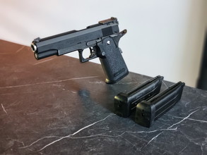 Afbeelding van Tokyo Marui Hi-Capa 5.1 GBB | twee lekvrije magazijnen