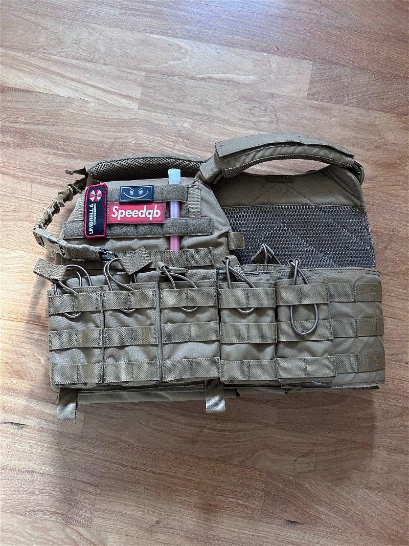 Image 1 pour Warrior Assault Systems plate carrier coyote