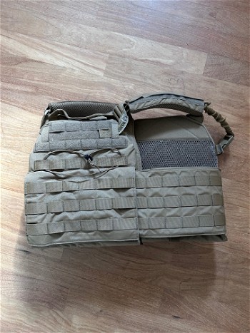 Image 2 pour Warrior Assault Systems plate carrier coyote
