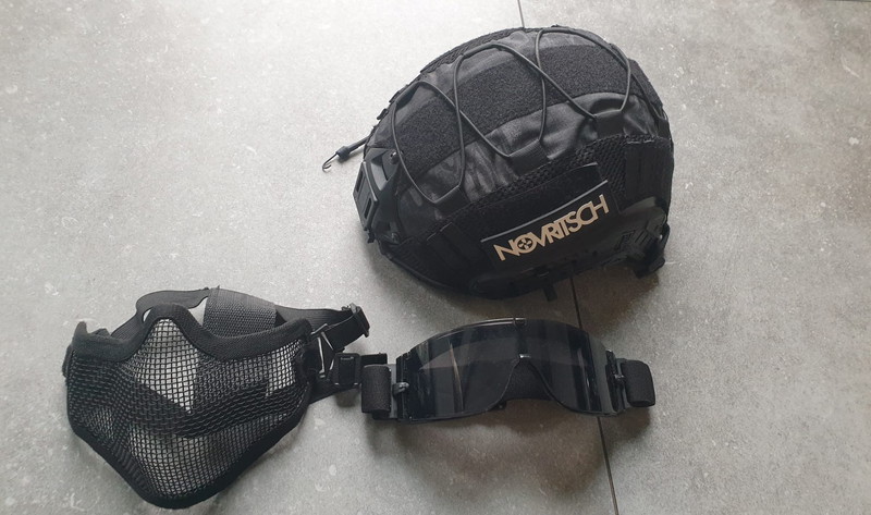 Imagen 1 de FMA helm plus bril en mondbescherming  ( nieuw )