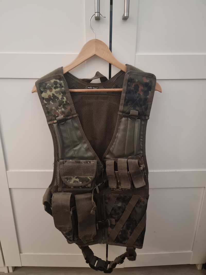 Imagen 1 de Combat Vest USMC | Flecktarn | Mil-Tec