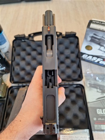 Image 4 for TM Glock 18c Upgraded to full metal !