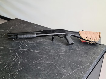 Bild 3 für Zeer nette CM360 Shotgun met accesoires & 6x shells